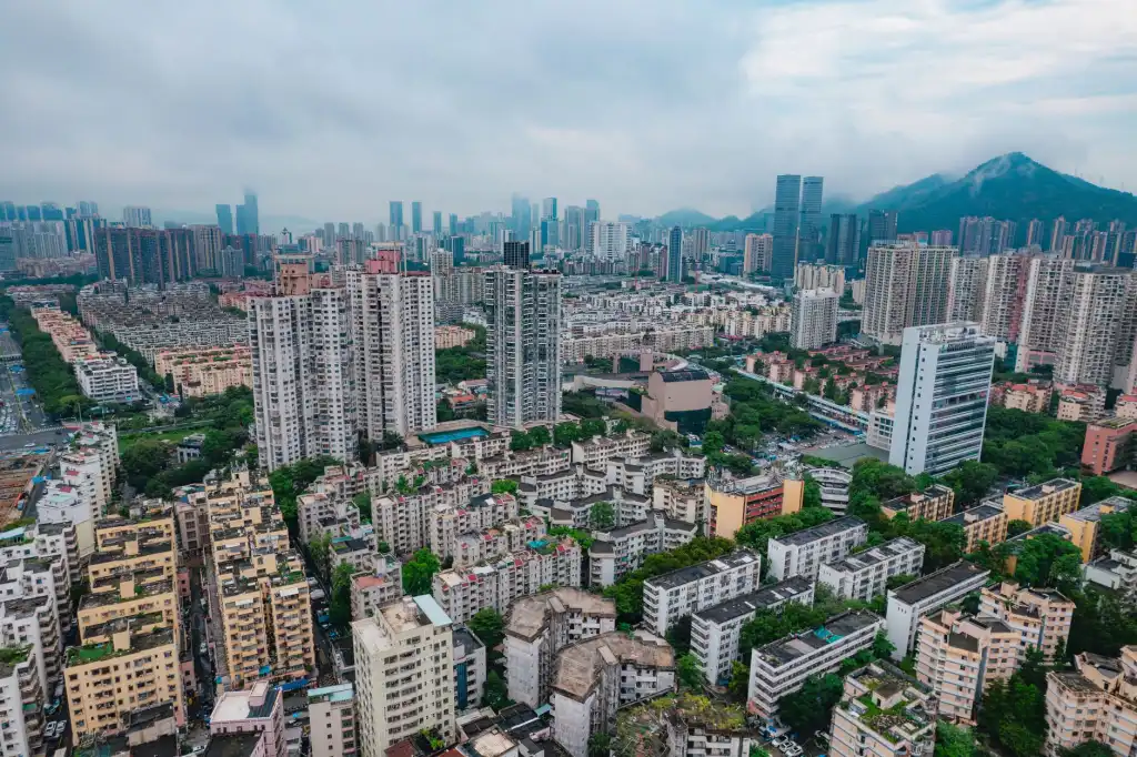 成都市成华区跳蹬河街办妈妈爱幼儿园双语艺术启蒙课程设计实践解析