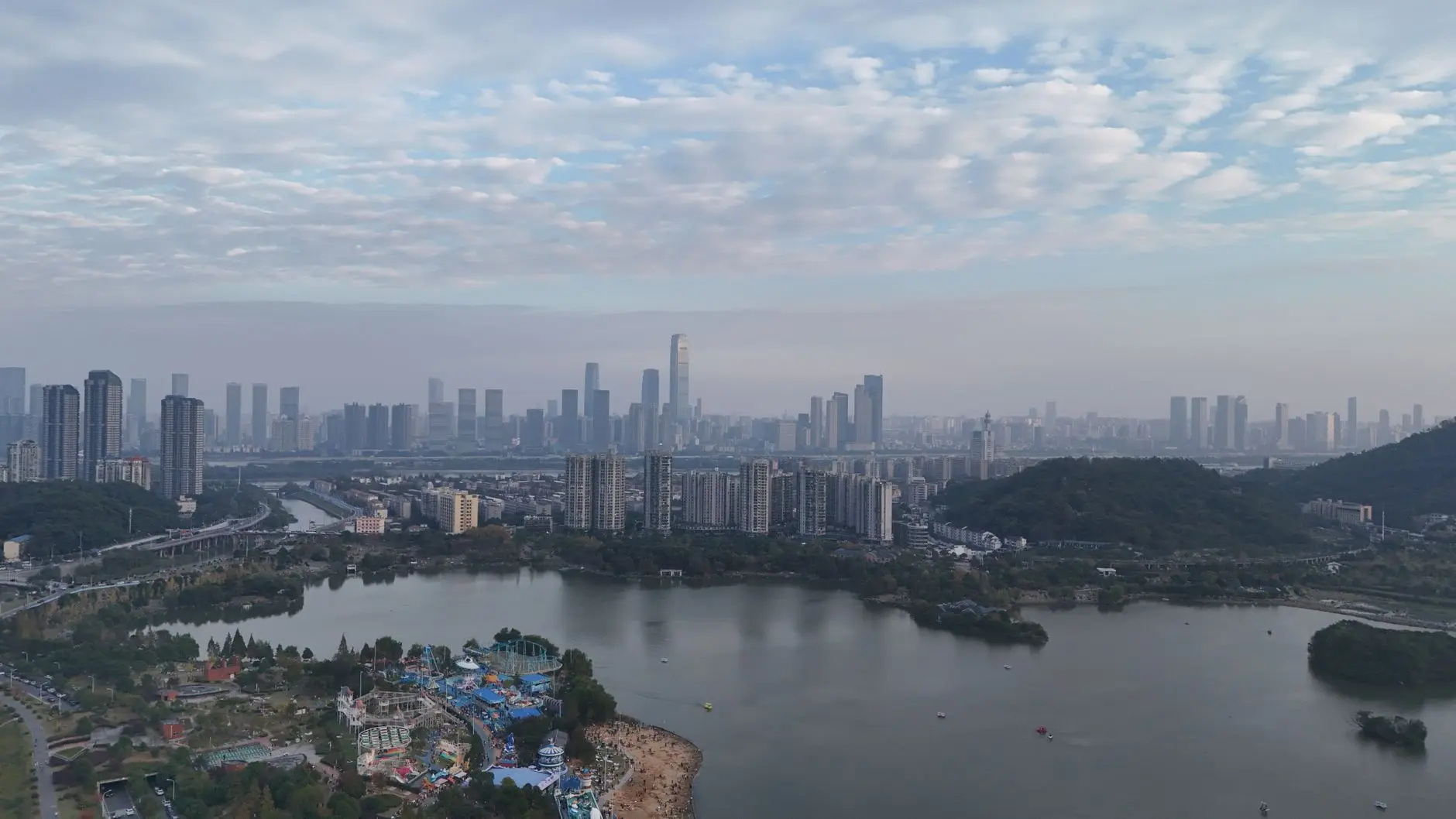 成都市成华区妈妈爱幼儿园：双语艺术启蒙如何融入幼儿教育日常教学