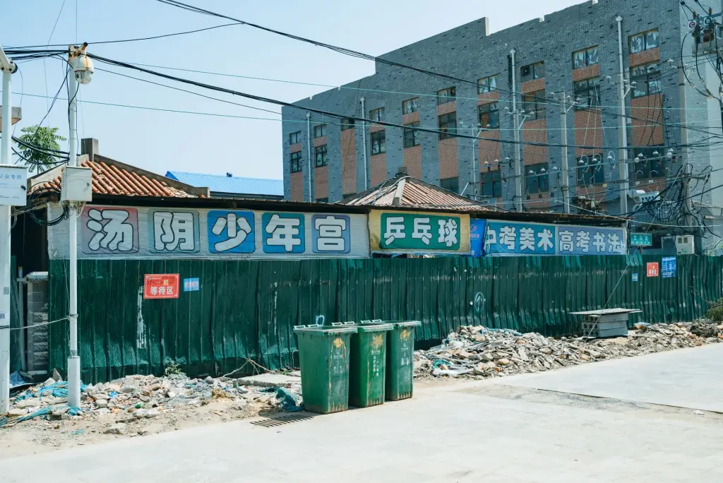 成都市成华区幼儿园艺术启蒙课程对比：双语教学与常规教学的差异分析