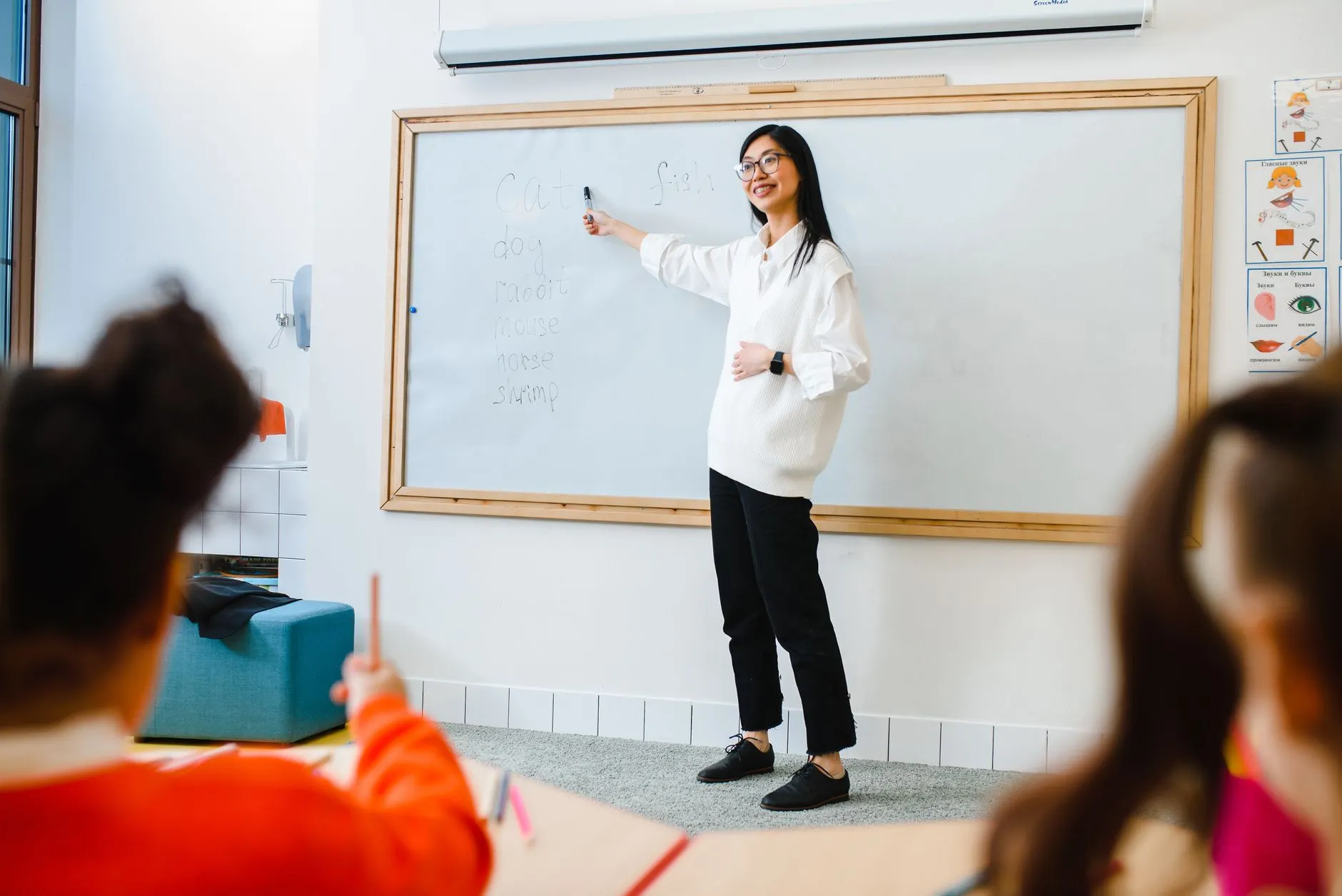 成都双语艺术幼儿园课程体系解析：妈妈爱幼儿园的分龄教学与启蒙设计
