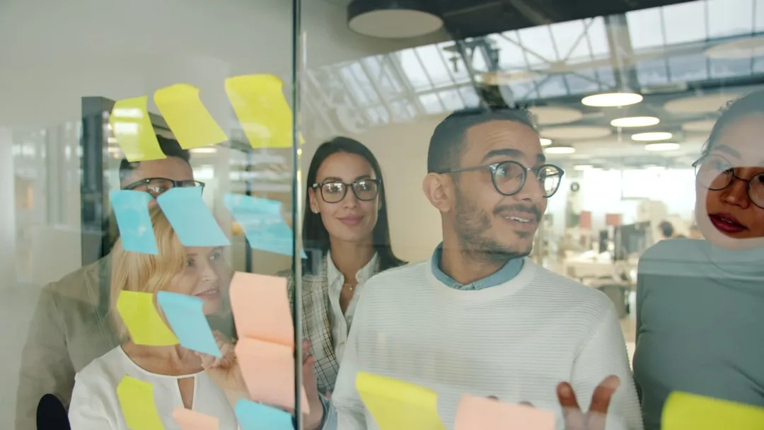 成都成华区妈妈爱幼儿园双语教学与艺术启蒙课程对比：如何为幼儿选择适合的学前教育方案